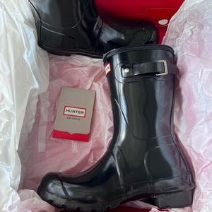 Hunter Rain Boots Size 7 in glossy black
